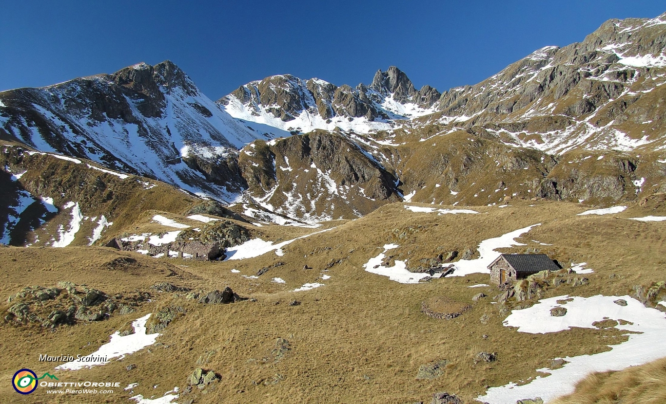 18 Panorama dall'anticima ovest....JPG